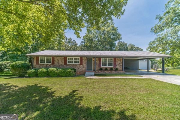 4619 Mountain View Road, Oakwood