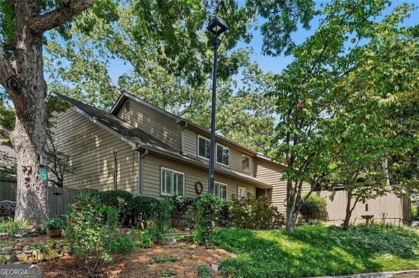 4173 D'Youville Trace Brookhaven