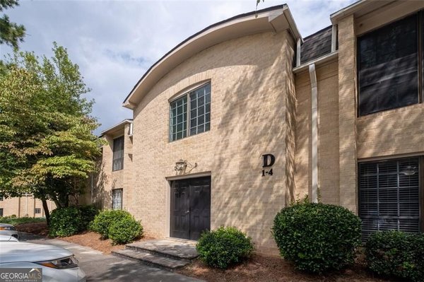 5400 Roswell Road, Sandy Springs