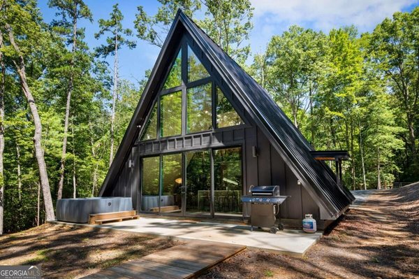 223 Laurel Trace, Blue Ridge