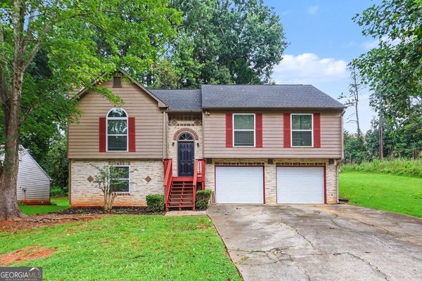 1476 Chaseway Circle, Powder Springs