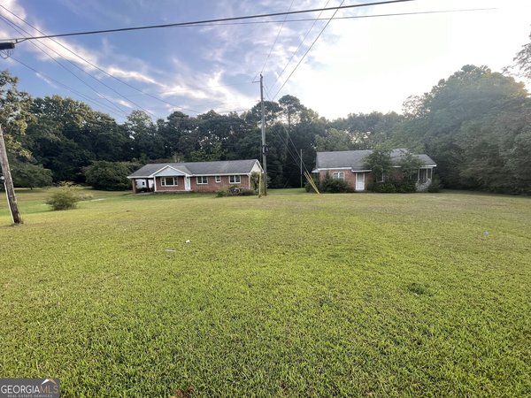 541 Highway 18 Barnesville