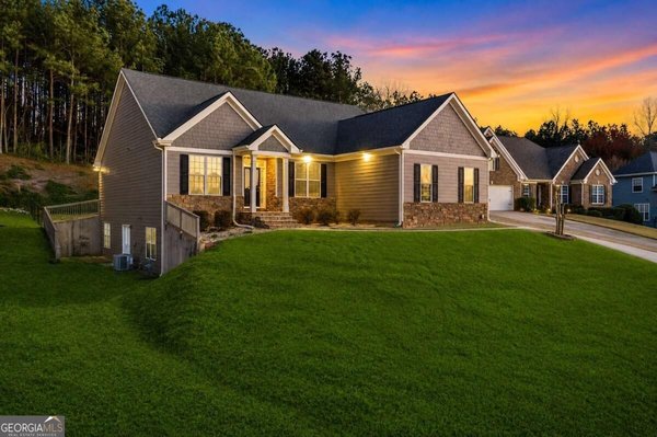 6365 Aarons Way, Flowery Branch