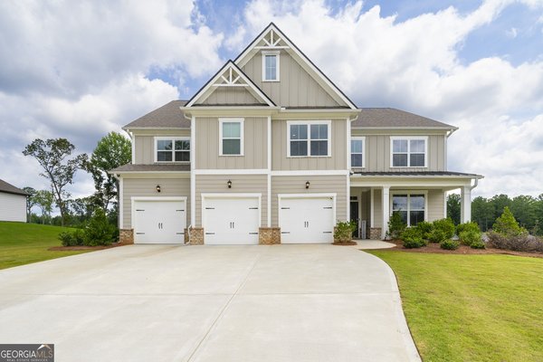 98 Houser Drive, Newnan
