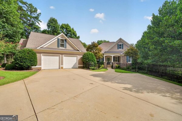1050 Dejarnet Place, Greensboro