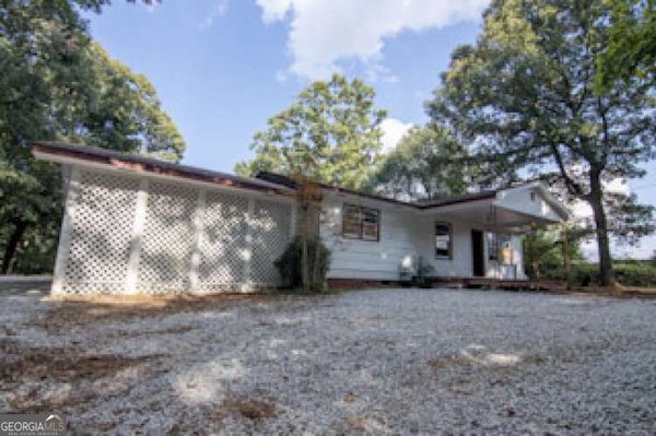 7608 Lula Road, Lula