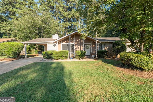 447 Summerville Drive, Lawrenceville