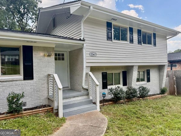 2241 Colleen Court, Decatur