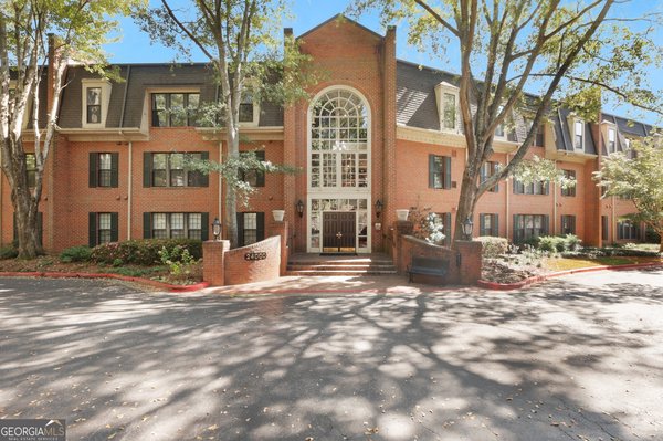24212 Plantation Drive Atlanta