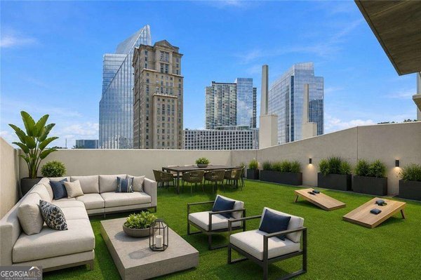 3324 Peachtree Road, Atlanta