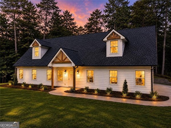 6711 Wildwood Trail, Gainesville