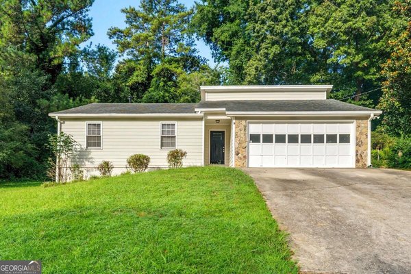 654 Village Creek Drive Lilburn