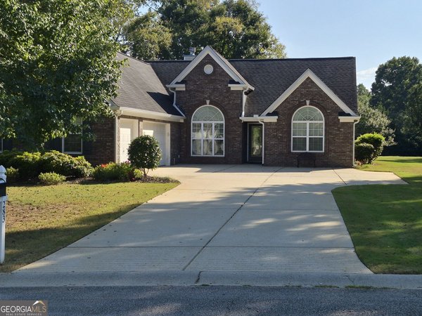 283 Blue Grass Drive, Jefferson