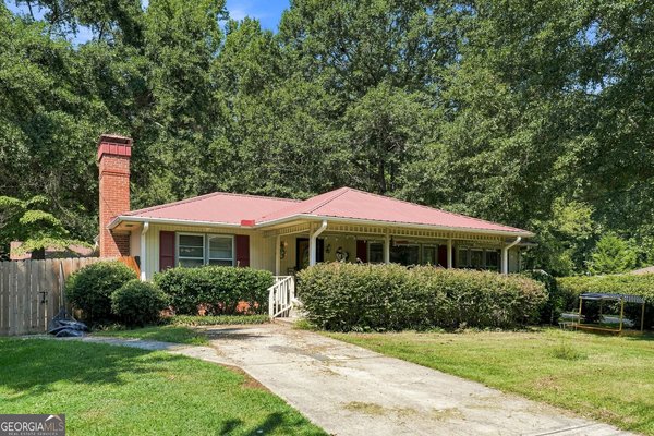 6383 Arthur Drive Lithia Springs