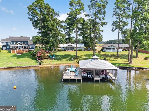 197 Lakeshore Circle Milledgeville