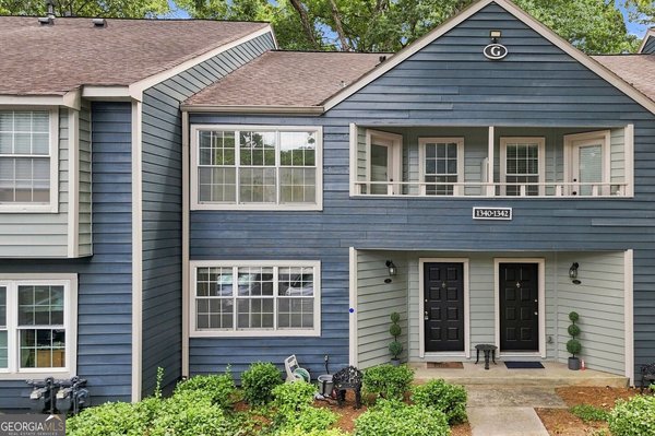 1340 Crossing Drive, Atlanta