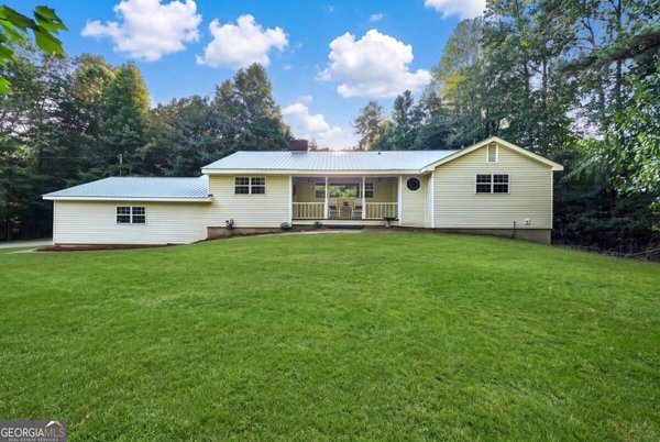 109 Lakeview Circle Cumming