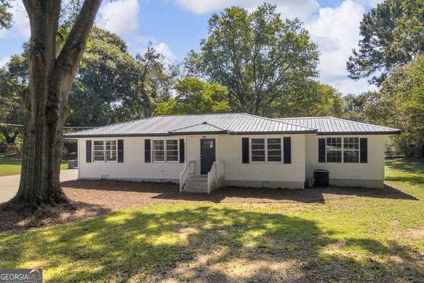 1845 Cherokee Road, Winterville