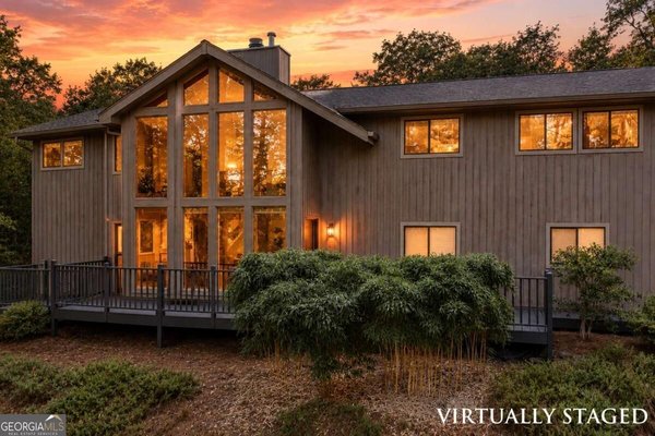 2946 Rock Bridge Road, Marietta