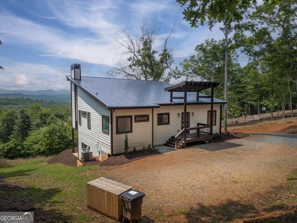 310 Wunder Bear Ridge Road, Morganton