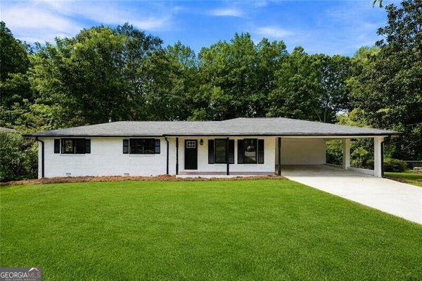 4114 Lauada Drive, Douglasville