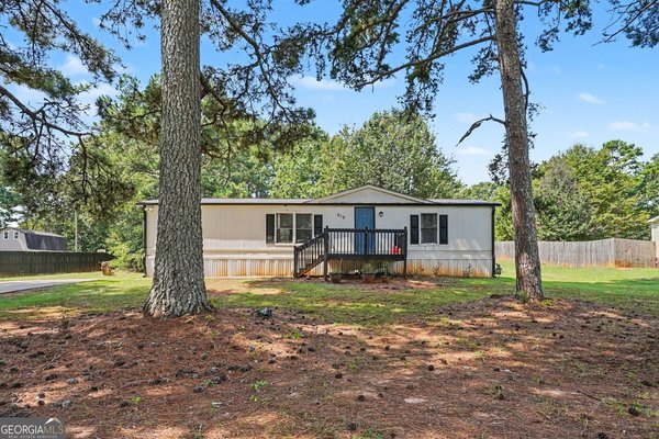 915 Steele Drive, Hampton