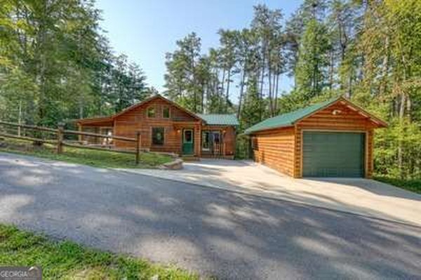305 Whispering Hills Road Murphy