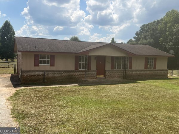 1529 Davis Road Lagrange