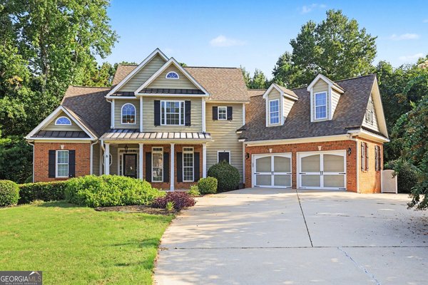 313 Fallstone Path Mcdonough