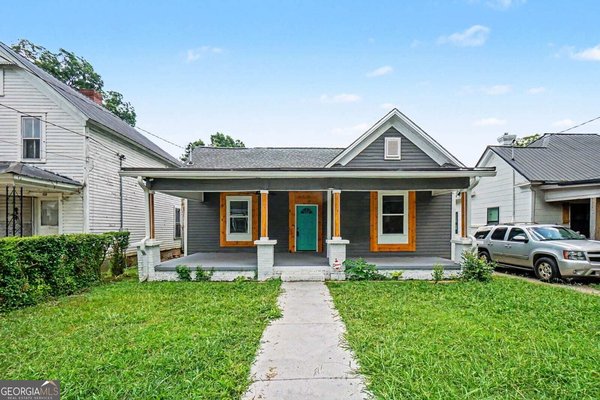 128 East Gibson Street, Cedartown