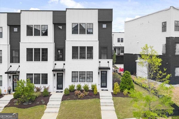 431 Mezzo Lane, Alpharetta