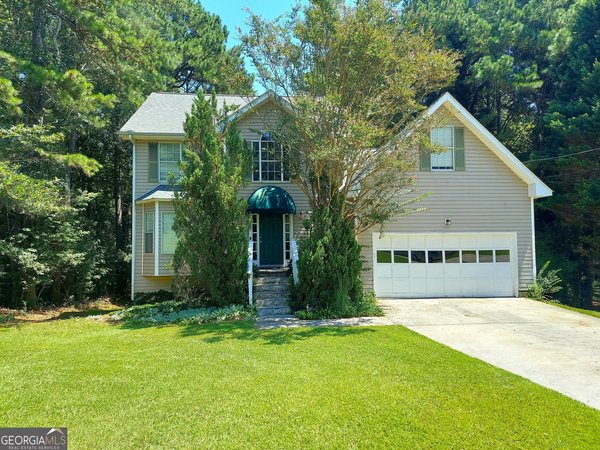 2737 Crestworth Lane, Buford