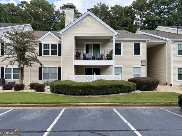 1015 Ridgefield Drive, Peachtree City
