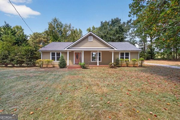 138 Lakeshore Circle NE, Milledgeville