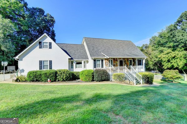 2100 Oak Village Lane, Lawrenceville