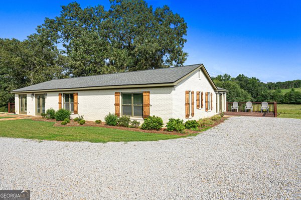 1 Legacy Lane, Hartwell