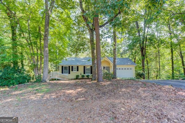 3629 Lakeview Drive, Gainesville