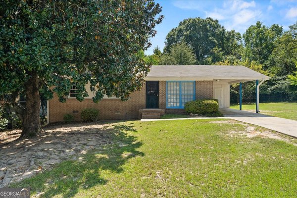4274 Oak Drive, Macon