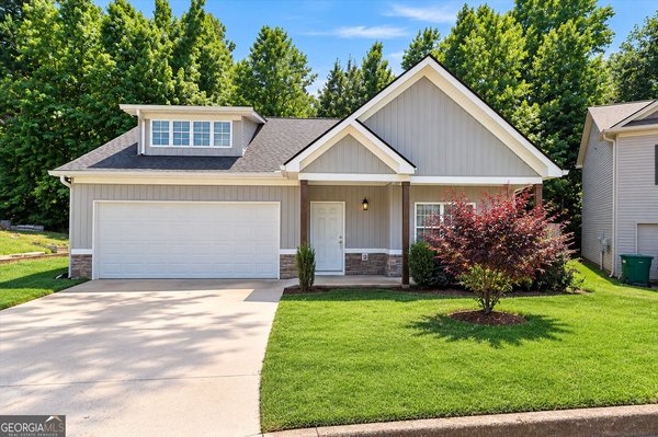 785 Dawn Place, Alto