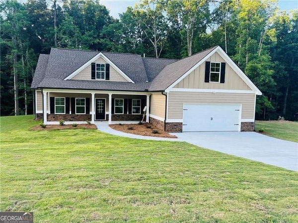 6085 Crowley Drive, Douglasville