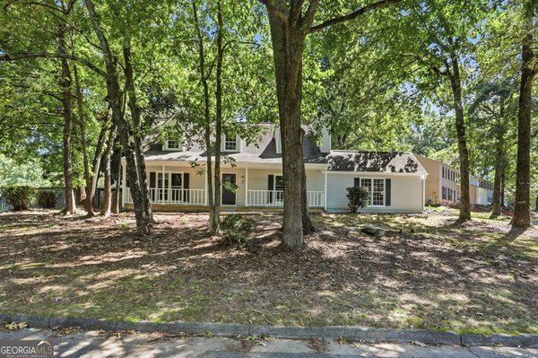 485 Barrington Loop, Roswell