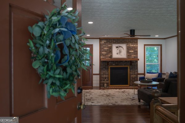 4512 Creekwood Circle, Kennesaw