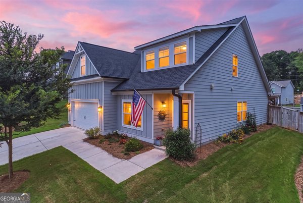 120 Russell Way, Athens