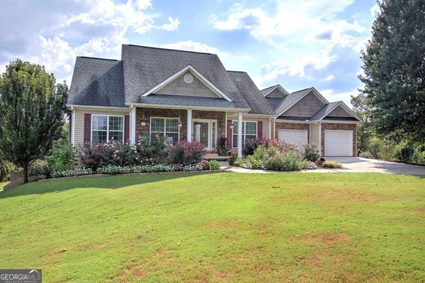 3490 Pine Log Road, Rydal