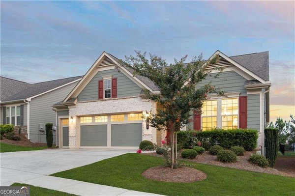 321 Cottonwood Circle, Peachtree City