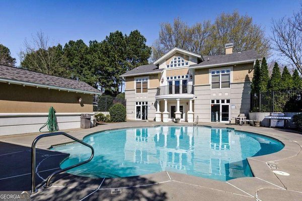 2700 Pine Tree Road, Atlanta