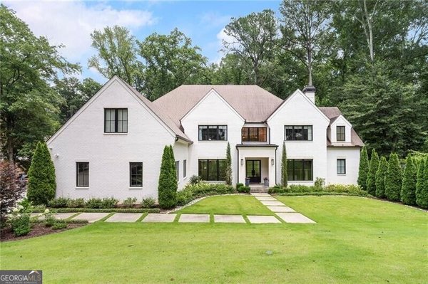 4847 Lake Forrest Drive, Sandy Springs