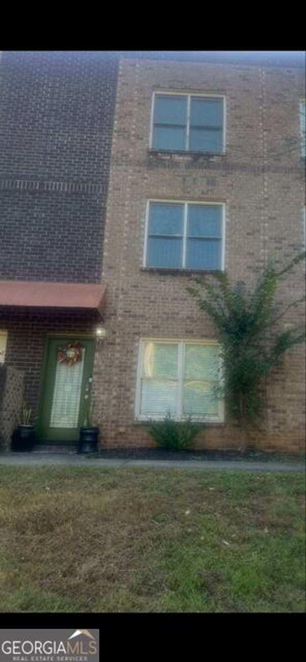 4940 WEST Street, FOREST