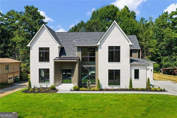 1671 Manhasset Drive, Atlanta