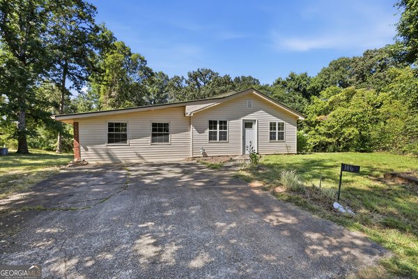 106 Goss Road, Clarkesville